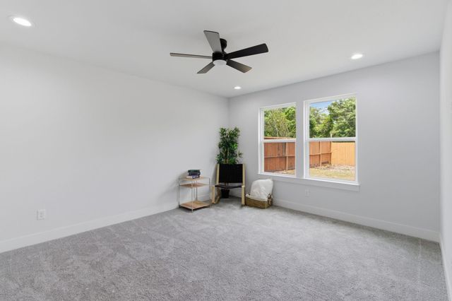 5603 Rue Street, Houston, TX 77033