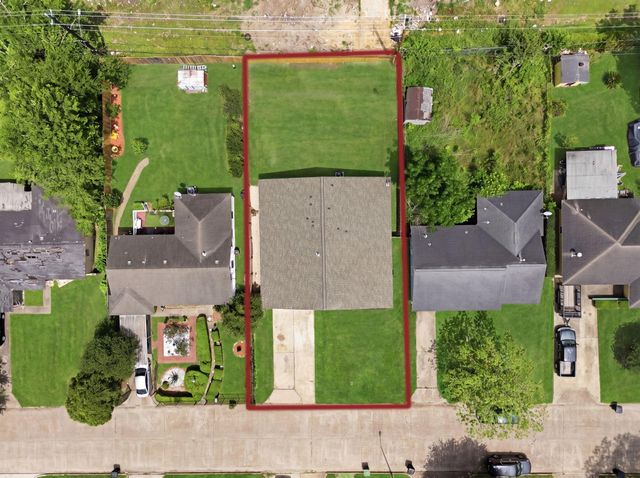 5603 Rue Street, Houston, TX 77033