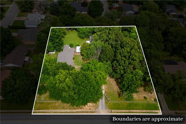1405 N 40th Street, Springdale, AR 72762