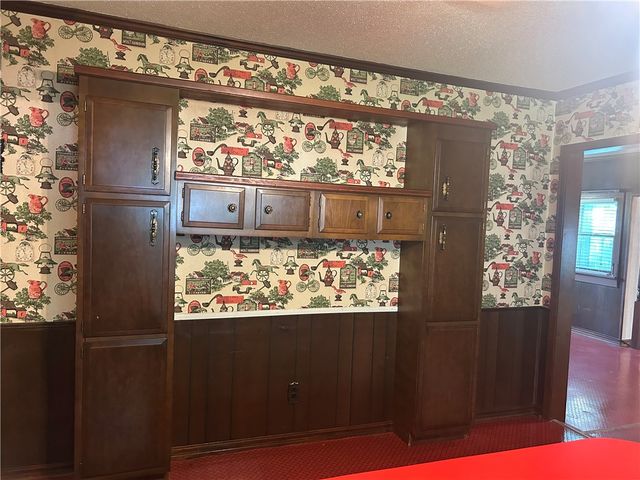 1405 N 40th Street, Springdale, AR 72762