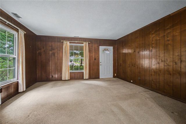 1405 N 40th Street, Springdale, AR 72762