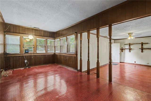 1405 N 40th Street, Springdale, AR 72762