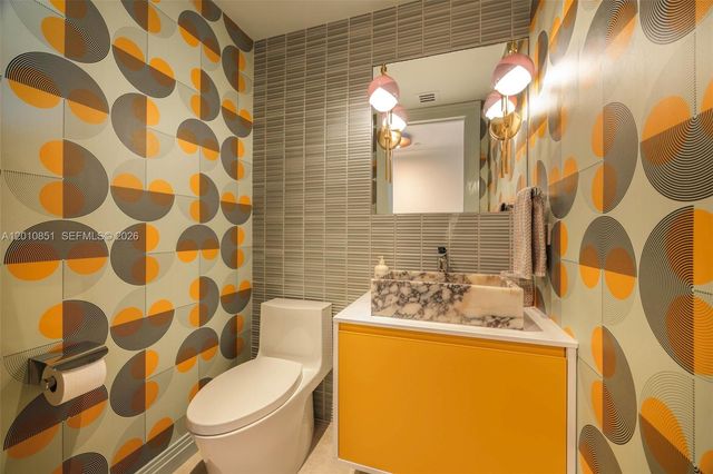 5875 Collins Ave 503, Miami Beach, FL 33140