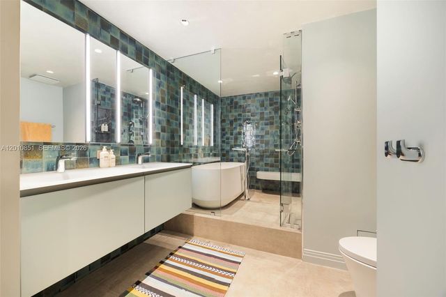 5875 Collins Ave 503, Miami Beach, FL 33140
