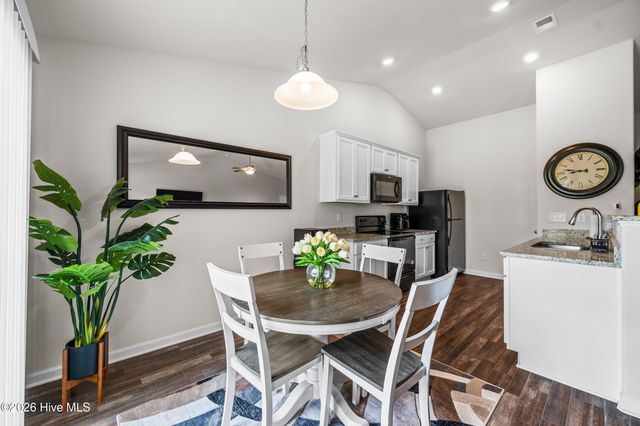 377 Rustling Way, Zebulon, NC 27597