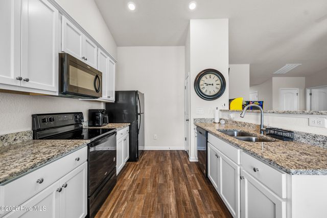 377 Rustling Way, Zebulon, NC 27597