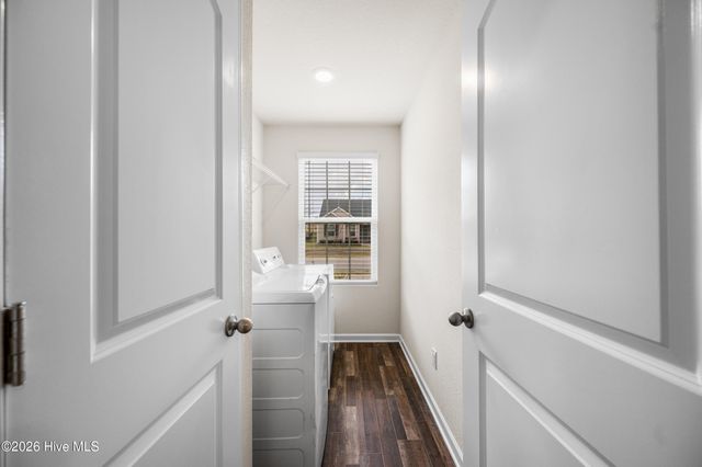 377 Rustling Way, Zebulon, NC 27597