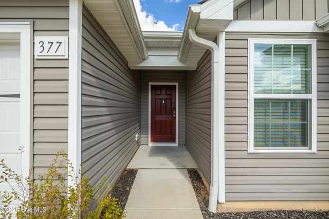 377 Rustling Way, Zebulon, NC 27597