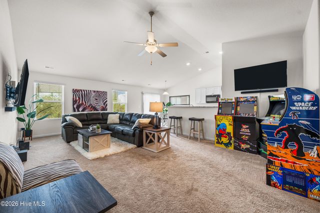 377 Rustling Way, Zebulon, NC 27597