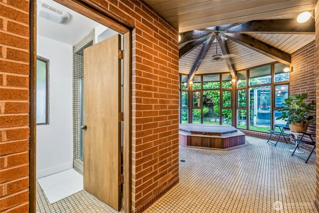 802 San Juan Avenue, Fircrest, WA 98466