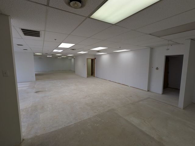 17524 E Carriageway Street A, Hazel Crest, IL 60429