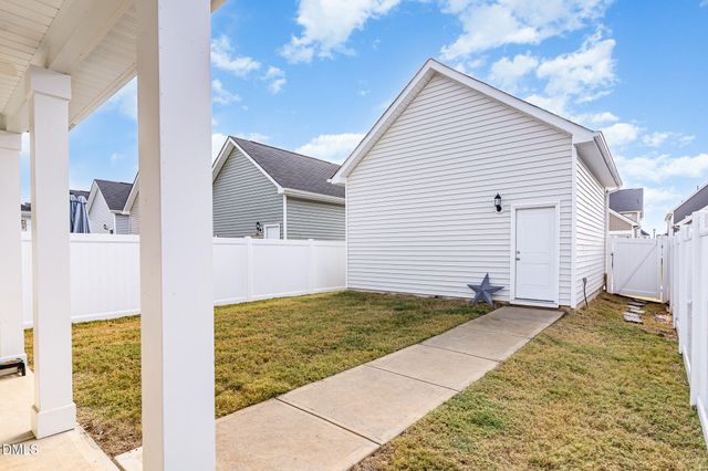 205 Buckhorn Branch Park, Clayton, NC 27520