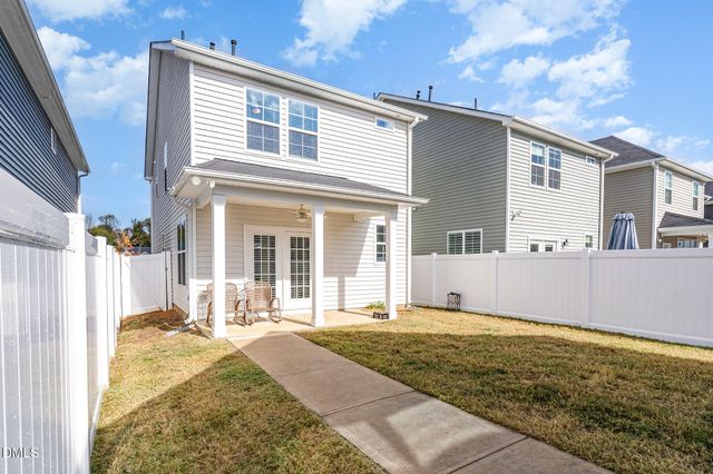 205 Buckhorn Branch Park, Clayton, NC 27520