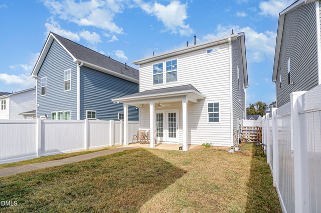 205 Buckhorn Branch Park, Clayton, NC 27520