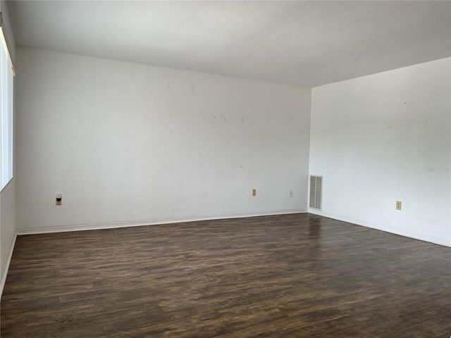 8126 112TH STREET 203, Seminole, FL 33772