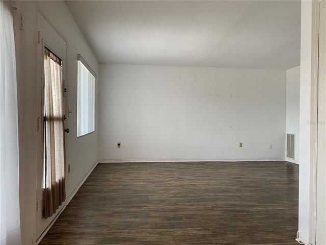 8126 112TH STREET 203, Seminole, FL 33772