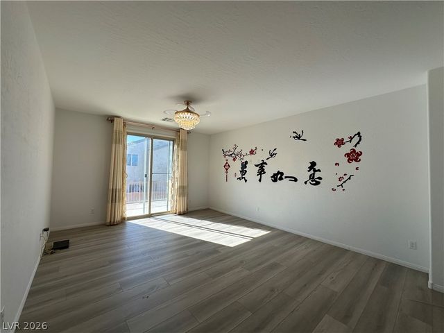 9325 Goldenbush Court, Las Vegas, NV 89148