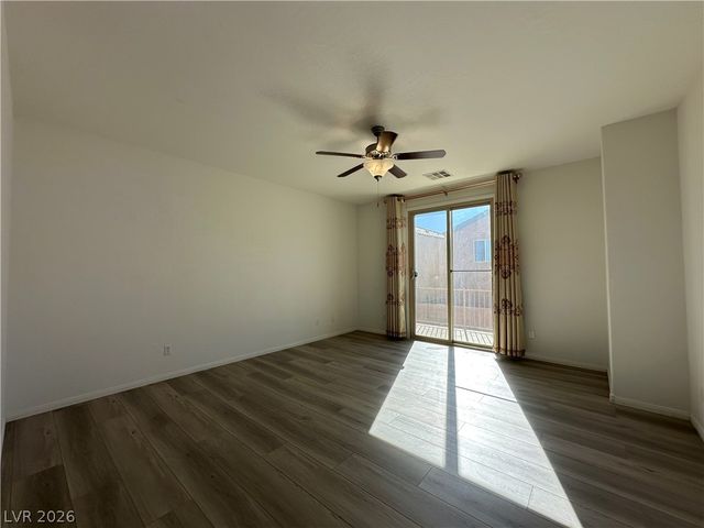 9325 Goldenbush Court, Las Vegas, NV 89148