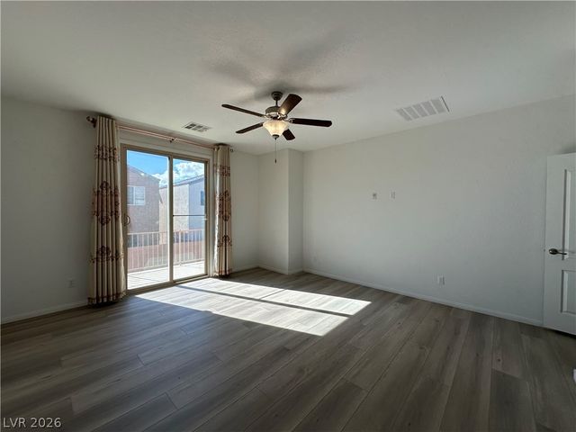 9325 Goldenbush Court, Las Vegas, NV 89148