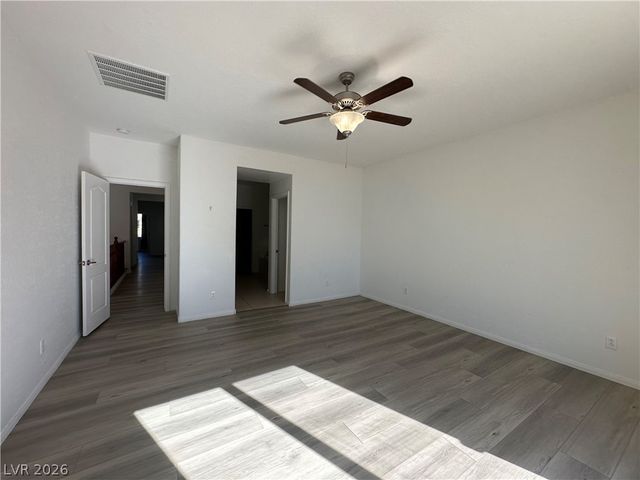 9325 Goldenbush Court, Las Vegas, NV 89148
