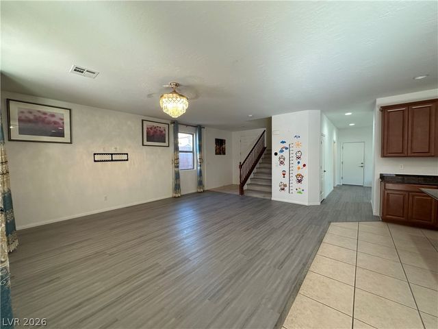 9325 Goldenbush Court, Las Vegas, NV 89148