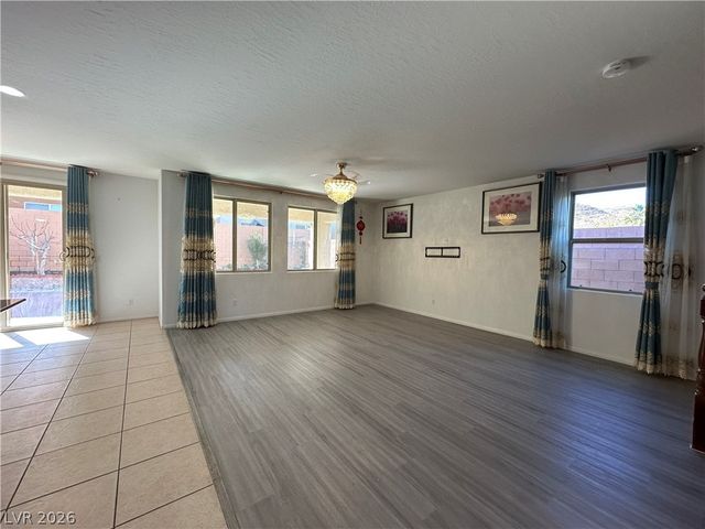 9325 Goldenbush Court, Las Vegas, NV 89148