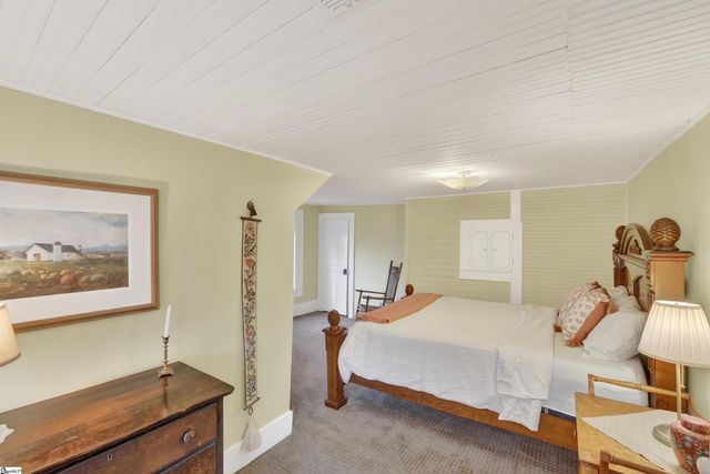 200 E Greenwood Street, Landrum, SC 29356