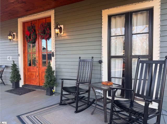 200 E Greenwood Street, Landrum, SC 29356