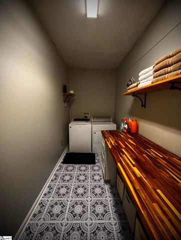 200 E Greenwood Street, Landrum, SC 29356