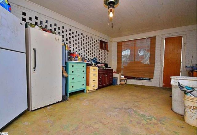 200 E Greenwood Street, Landrum, SC 29356