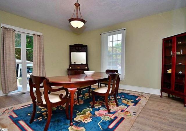 200 E Greenwood Street, Landrum, SC 29356