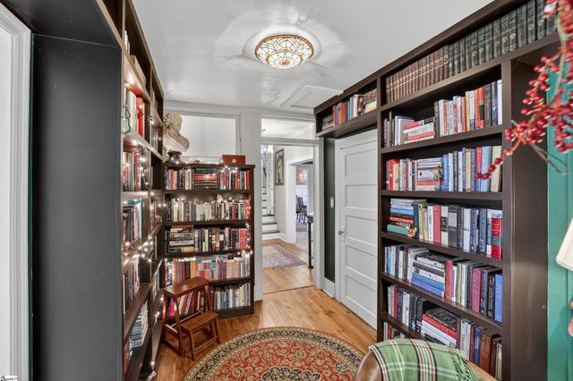 200 E Greenwood Street, Landrum, SC 29356