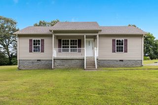 3044 Lights Chapel Rd, Greenbrier, TN 37073