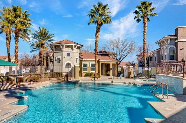 10001 Peace Way 2288, Las Vegas, NV 89147