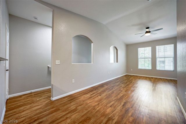 10001 Peace Way 2288, Las Vegas, NV 89147