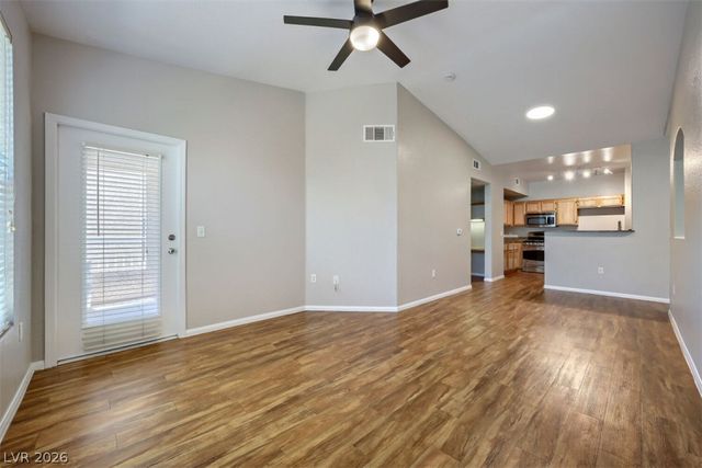10001 Peace Way 2288, Las Vegas, NV 89147