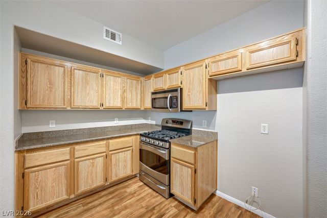 10001 Peace Way 2288, Las Vegas, NV 89147