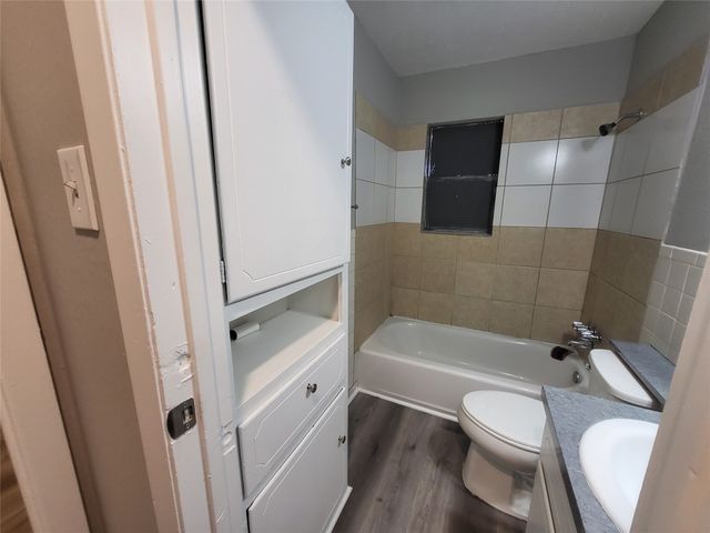 1503 E Wells Avenue, Sherman, TX 75090