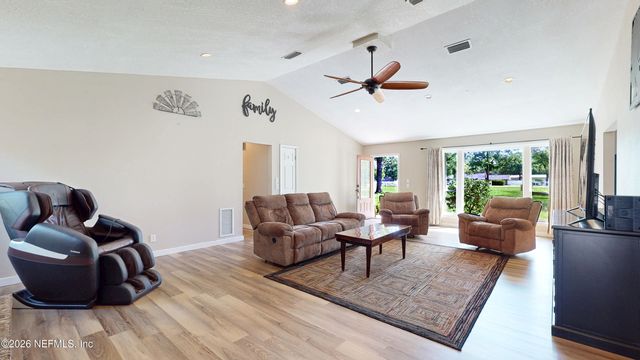 4201 SIDEWINDER Trail, Middleburg, FL 32068