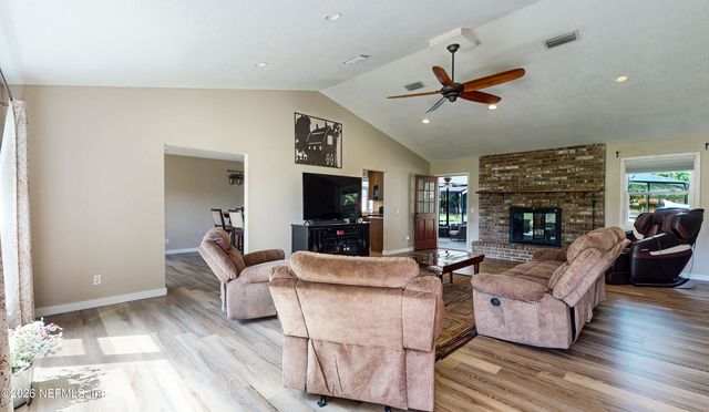 4201 SIDEWINDER Trail, Middleburg, FL 32068