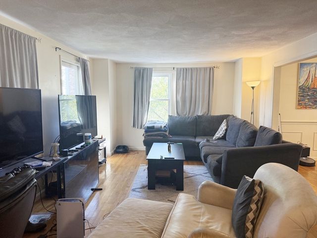 14 Kings Ct. 14, Arlington, MA 02474