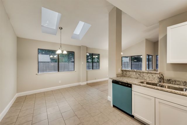 3301 Cliffview Drive, Corinth, TX 76210