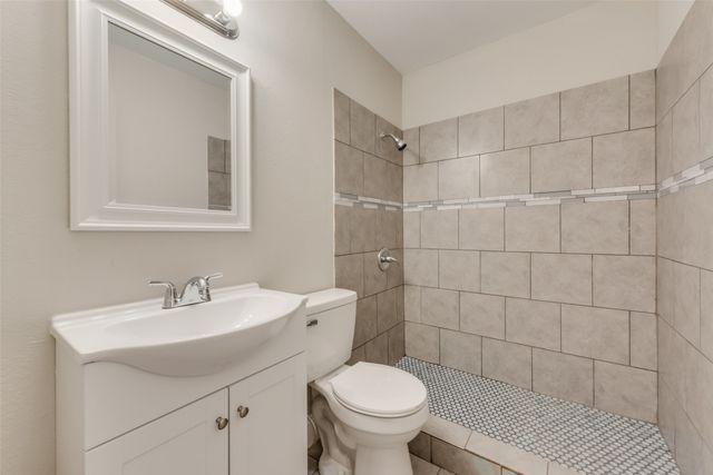 3301 Cliffview Drive, Corinth, TX 76210