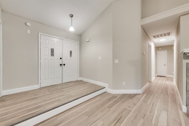 3301 Cliffview Drive, Corinth, TX 76210