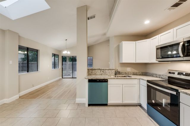 3301 Cliffview Drive, Corinth, TX 76210