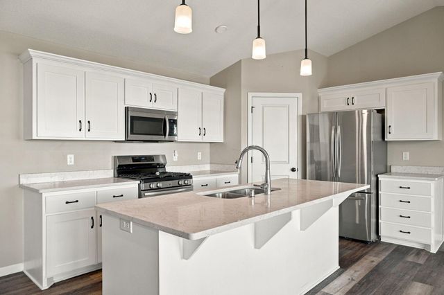 10097 Mississippi Dunes Boulevard S, Cottage Grove, MN 55016