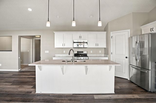10097 Mississippi Dunes Boulevard S, Cottage Grove, MN 55016