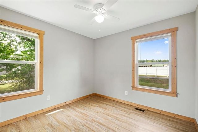 4 W 5th Avenue, Chatsworth, GA 30705