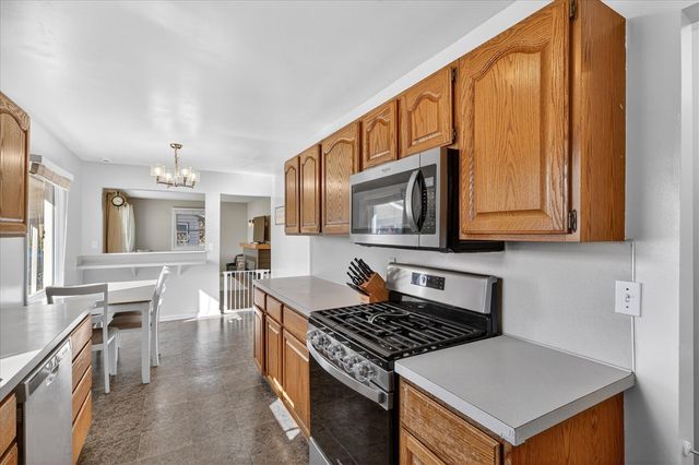 4401 Edgemont Drive, Wyoming, MI 49519