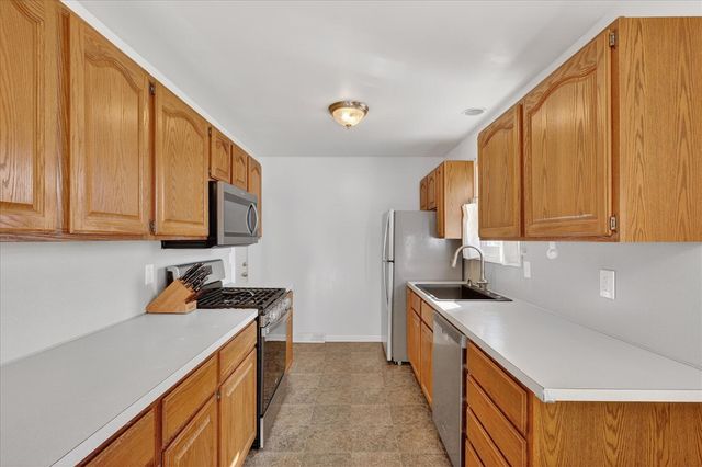 4401 Edgemont Drive, Wyoming, MI 49519